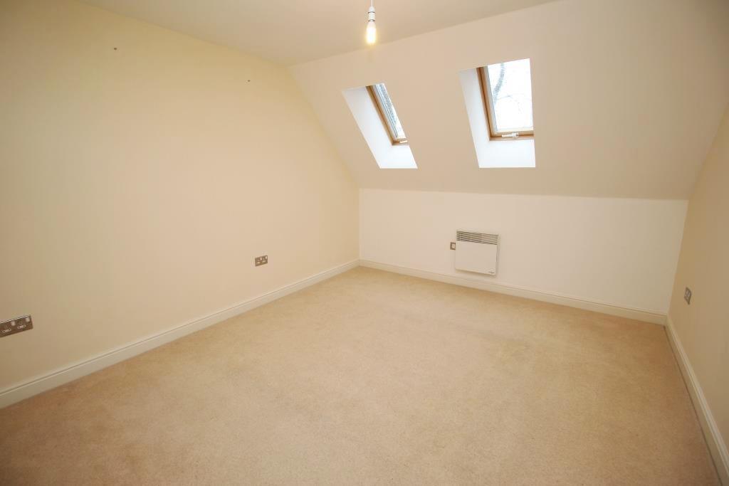 Pryor Close, Tilehurst, Tilehurst Reading
